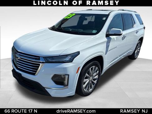 Used 2023 Chevrolet Traverse Premier AWD/4WD image 1