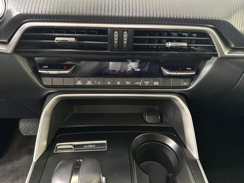 Used 2025 MAZDA CX-90 3.3 Turbo w/ Select Package image 23