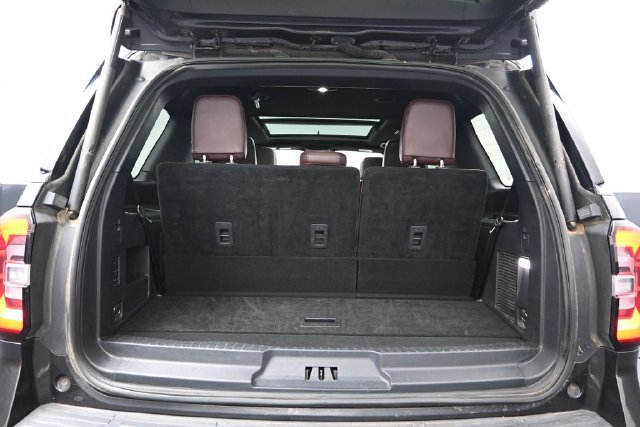 Used 2024 Ford Expedition Limited AWD/4WD image 27