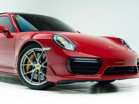 Used 2018 Porsche 911 Turbo S image 4