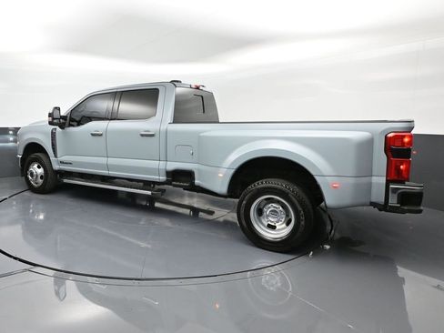 Used 2024 Ford F350 Lariat w/ Chrome Package image 27