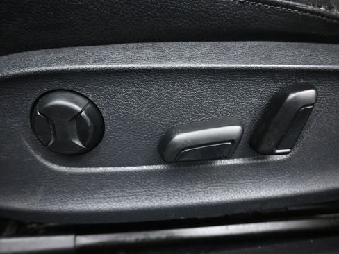 Used 2014 Volkswagen Passat 1.8T Wolfsburg Edition image 13