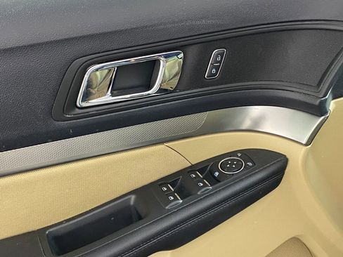 Used 2016 Ford Explorer 4WD image 11