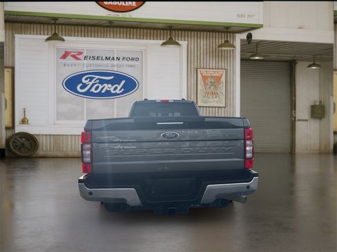 Certified 2022 Ford F350 Lariat w/ Lariat Value Package image 6