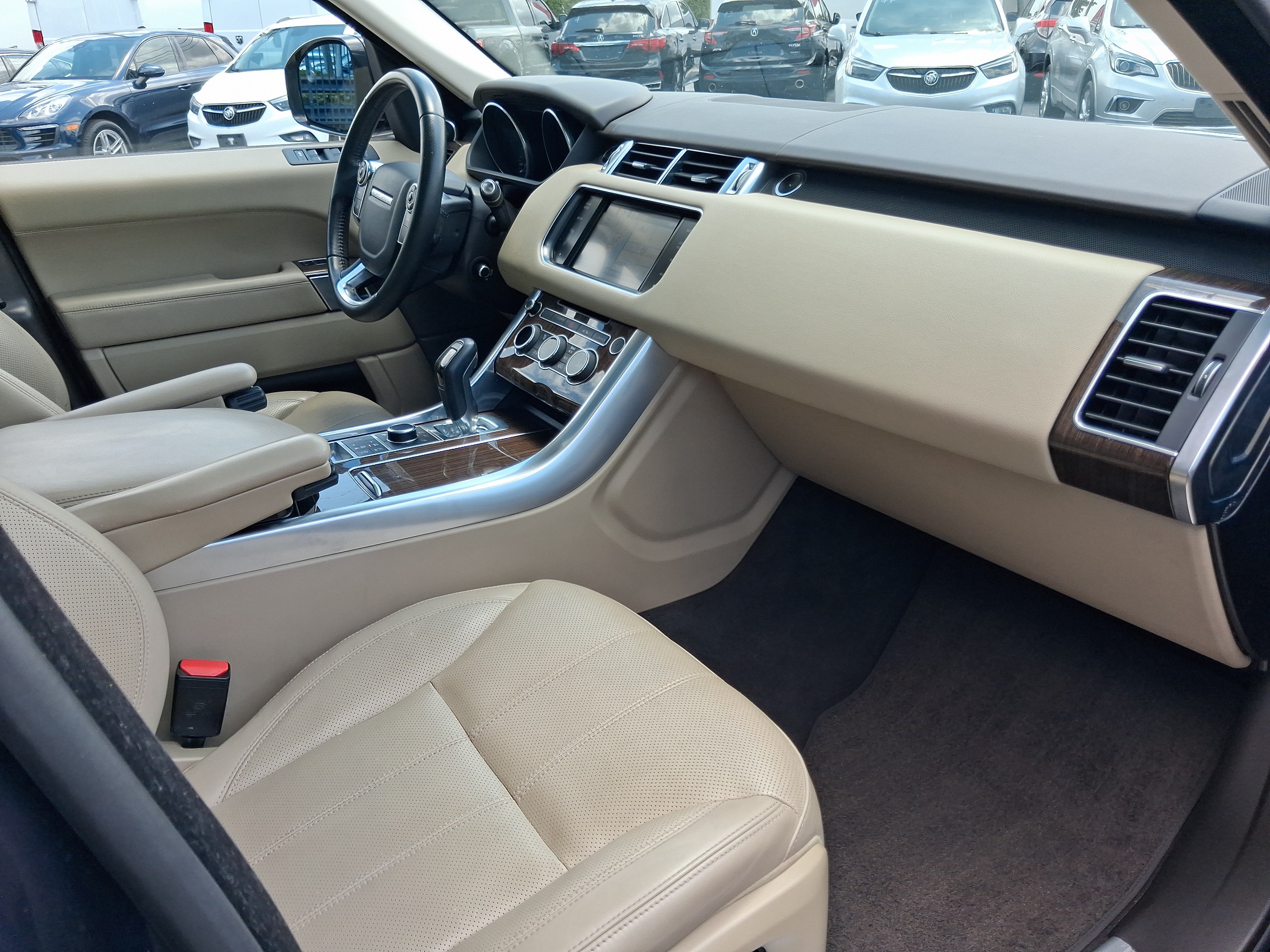 Used 2014 Land Rover Range Rover Sport HSE AWD/4WD image 32