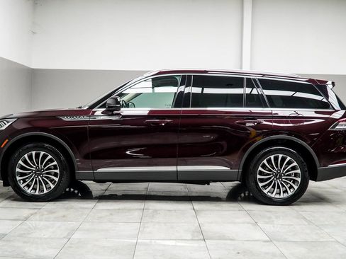 Used 2022 Lincoln Aviator Reserve w/ Elements Package Plus image 9