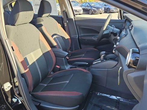 New 2025 Nissan Versa SR w/ Trunk Package FWD image 17