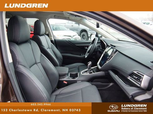 Used 2022 Subaru Outback Limited image 10