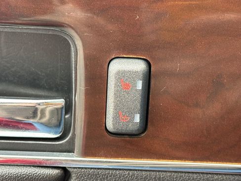 Used 2014 Lincoln MKX AWD w/ Equipment Group 102A image 35