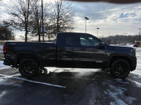 Certified 2023 GMC Sierra 1500 Elevation image 2