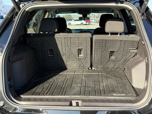 Certified 2024 Chevrolet Equinox LT w/ LPO, Floor Liner Package image 6