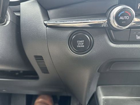 Used 2022 MAZDA CX-30 AWD 2.5 S w/ Premium Package image 19