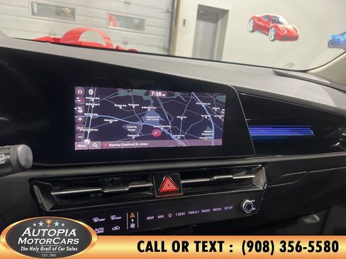Used 2023 Kia Niro EX Touring image 29
