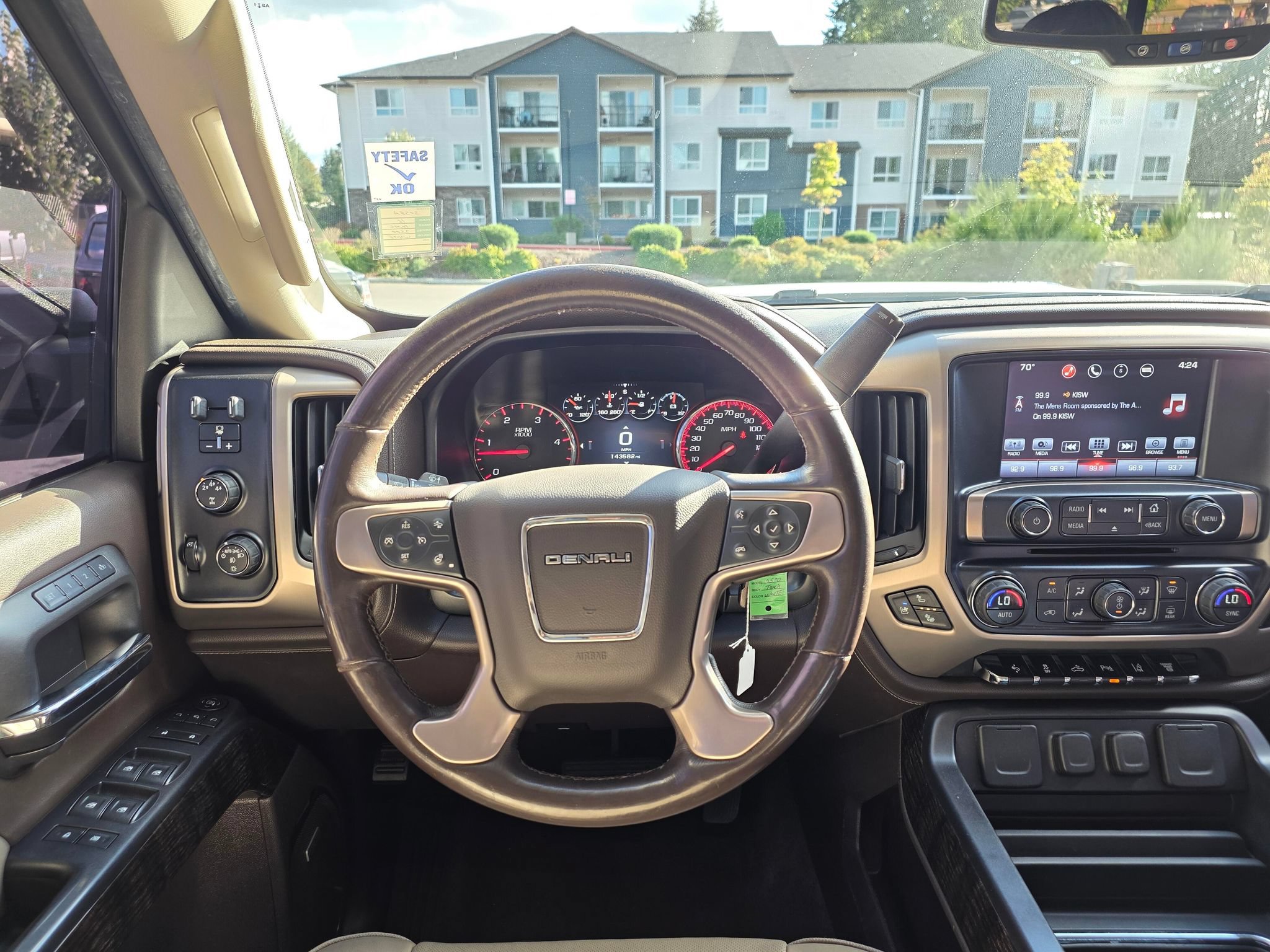 Used 2016 GMC Sierra 2500 Denali AWD/4WD image 13