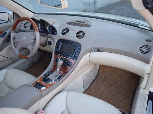 Used 2005 Mercedes-Benz SL 500 image 40