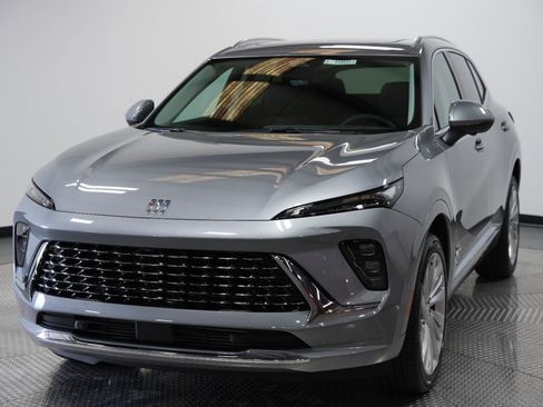 New 2026 Buick Envision Avenir image 3