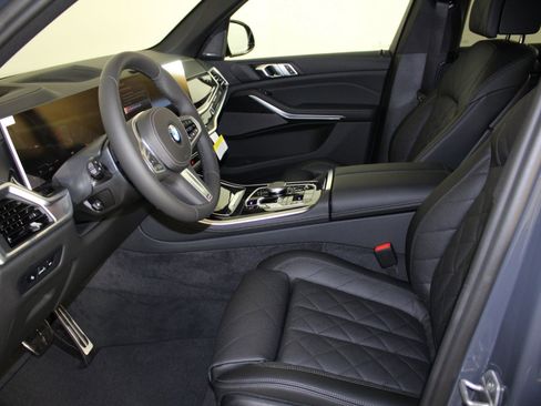 New 2026 BMW X5 xDrive40i w/ M Sport Package image 5