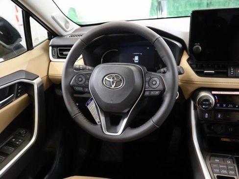New 2025 Toyota RAV4 XLE Premium image 15