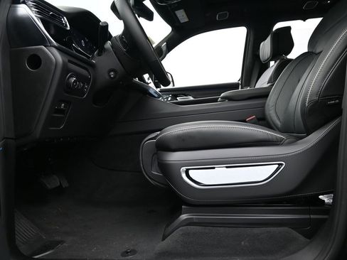 Used 2024 Jeep Grand Wagoneer L Series II w/ Quick Order Packagew 28T image 36