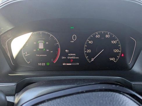 Used 2024 Honda Pilot TrailSport image 11