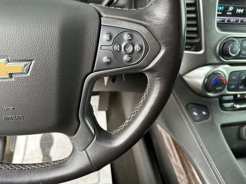 Used 2018 Chevrolet Suburban LT AWD/4WD image 11