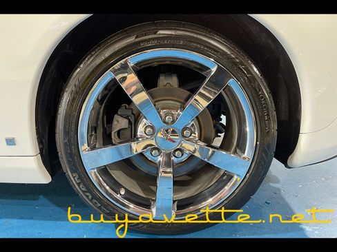 Used 2009 Chevrolet Corvette Coupe w/ Roof Package RWD image 10
