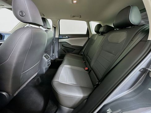 Used 2024 Volkswagen Taos SE image 26