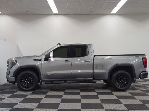 Used 2025 GMC Sierra 1500 Elevation w/ Preferred Package AWD/4WD image 4