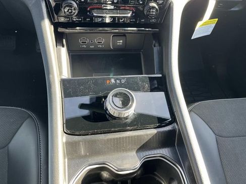 New 2025 Jeep Grand Cherokee Altitude image 31