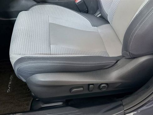 Used 2024 Subaru Outback Premium image 19