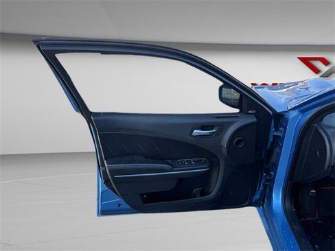 Used 2015 Dodge Charger R/T Scat Pack image 12