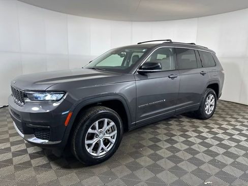 Used 2022 Jeep Grand Cherokee L Limited image 7
