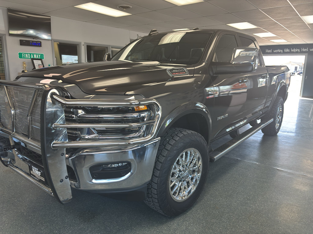 New 2025 RAM 2500 Laramie AWD/4WD image 1