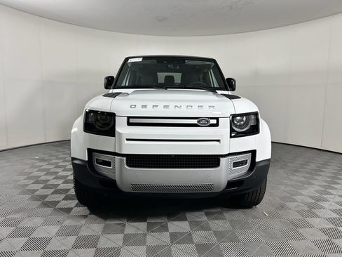 Used 2025 Land Rover Defender 90 S AWD/4WD image 4