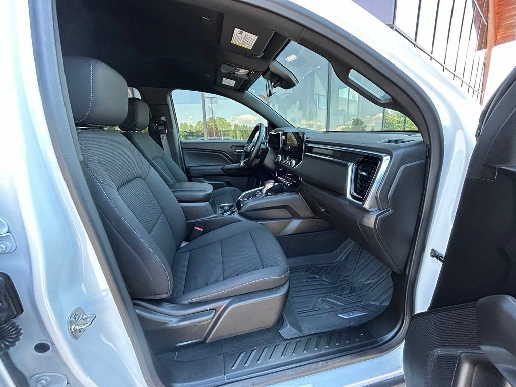 Used 2024 GMC Canyon Elevation w/ Trailering Package AWD/4WD image 42
