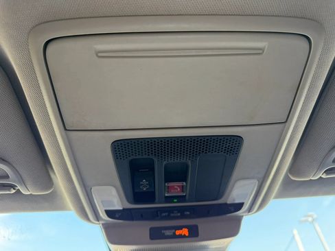 Used 2025 Honda Accord SE image 28
