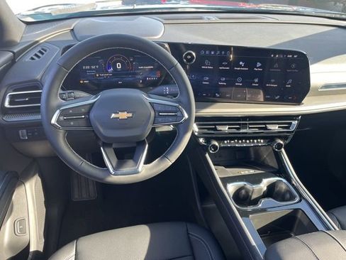 New 2026 Chevrolet Traverse LT w/ Driver Confidence Package image 18