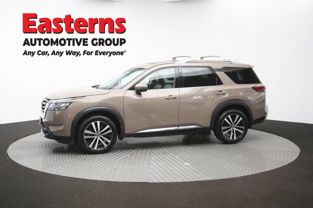 Used 2023 Nissan Pathfinder Platinum w/ Cargo Package AWD/4WD image 61