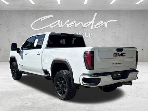 Used 2024 GMC Sierra 2500 AT4 w/ AT4 Premium Plus Package AWD/4WD image 17