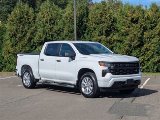 Used 2022 Chevrolet Silverado 1500 Custom image 1