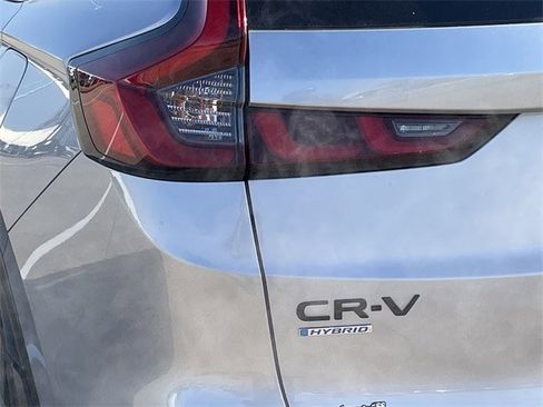 Certified 2025 Honda CR-V Sport image 6