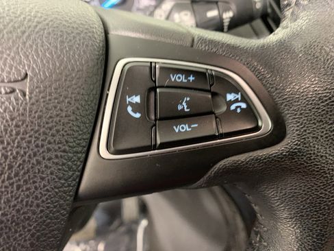 Used 2019 Ford Escape Titanium image 22