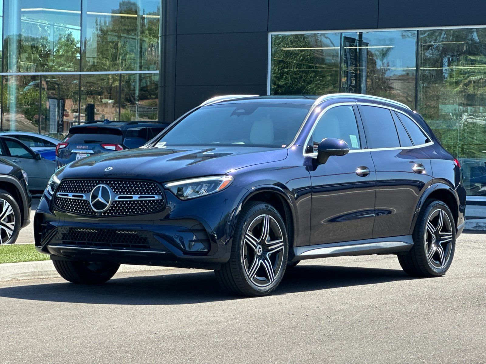 Used 2023 Mercedes-Benz GLC 300 image 7
