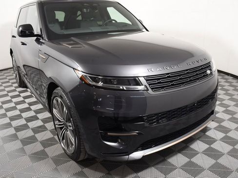 New 2026 Land Rover Range Rover Sport Dynamic SE image 9