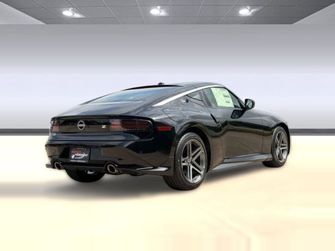 New 2026 Nissan Z Sport w/ Floor Mat Package RWD image 9