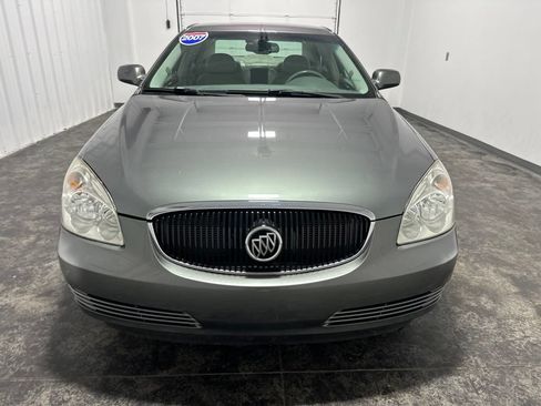 Used 2007 Buick Lucerne CXL w/ Luxury Package FWD image 2