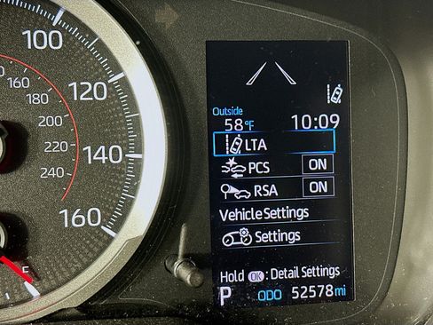 Used 2019 Toyota Corolla SE image 18