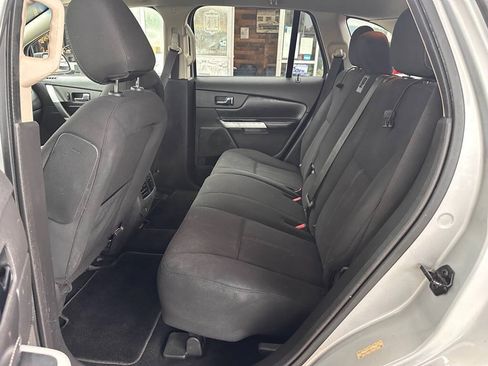Used 2013 Ford Edge SE FWD image 13