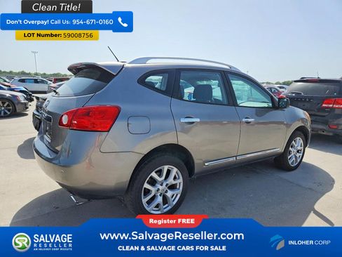 Used 2015 Nissan Rogue S w/ Convenience Package FWD image 4