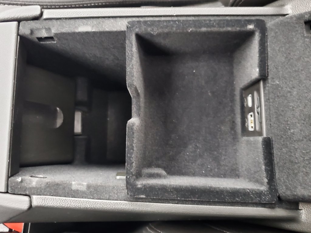 Used 2024 Cadillac XT5 Sportv w/ LPO, Floor Liner Package AWD/4WD image 31